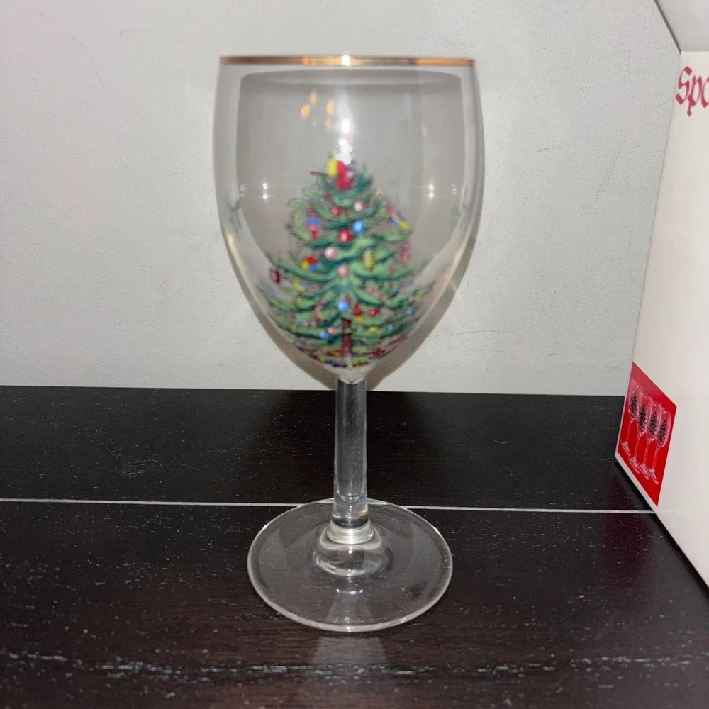 Spode | Christmas Tree | All Purpose Wine Glasses | Set of 4 |‎ Holiday Stemware